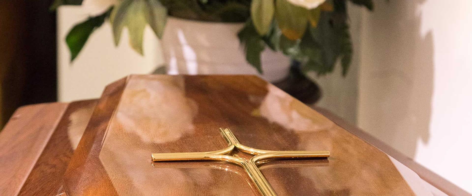 Croce decorativa in acciaio